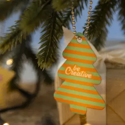 Egyedi karácsonyi kulcstartó, karácsonyfa – CreaFelt Key Xmas, fehér