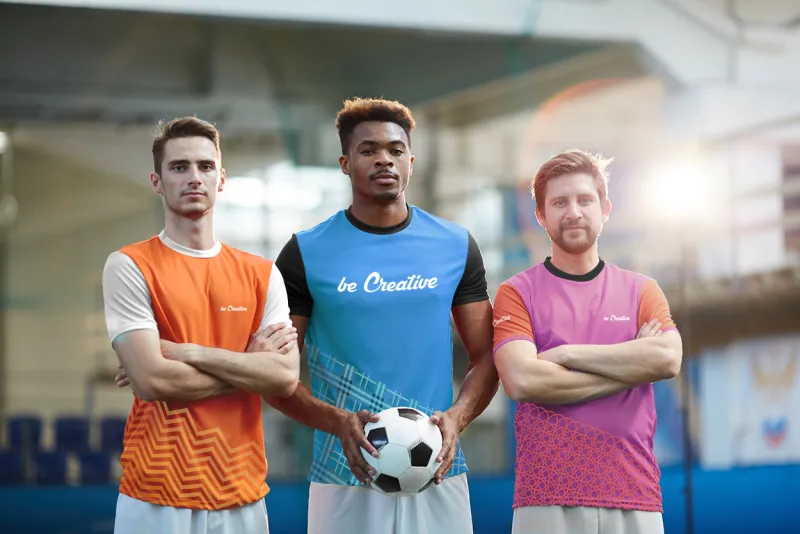 Egyediesíthető sport póló – CreaSport, fekete / fehér