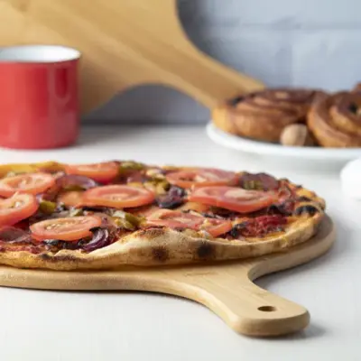 Pizza vágódeszka, natúr