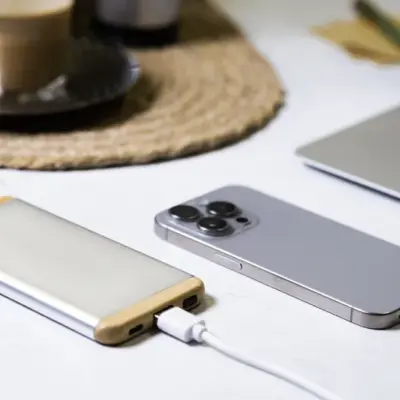 Power bank, ezüst
