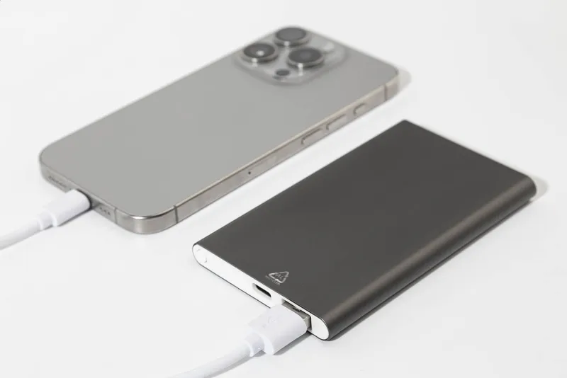 Power bank – RaluFour, szürke