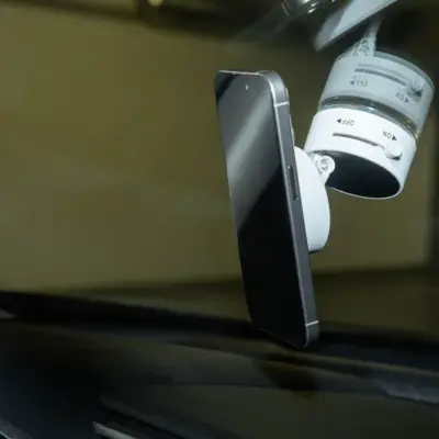 RABS mágneses autós mobiltartó – RaboMag, fehér