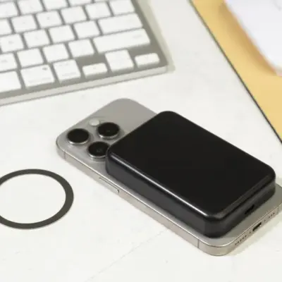 RABS power bank, fekete