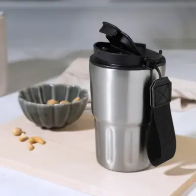 Újrahasznosított rozsdamentes acél thermo pohár – Aricha, ezüst