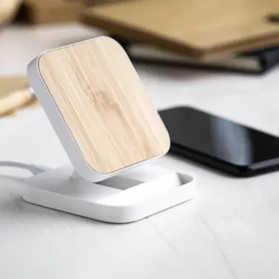 Vezeték nélküli töltős mobiltelefon-tartó, fehér